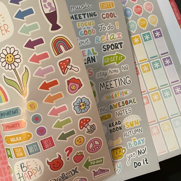 17 month planner & notes bundle - Picture 4 of 13